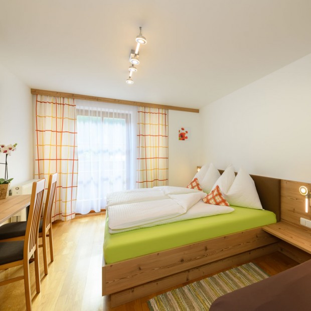 Dreibettzimmer im Appartement 2