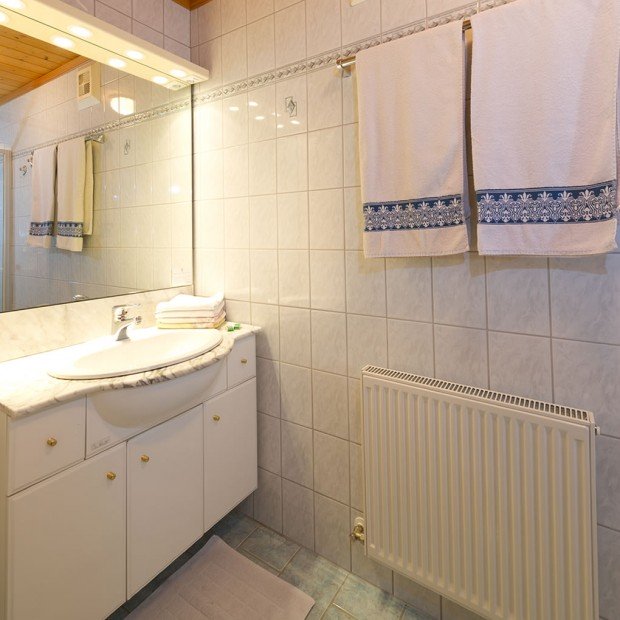 Badezimmer im Appartement 1